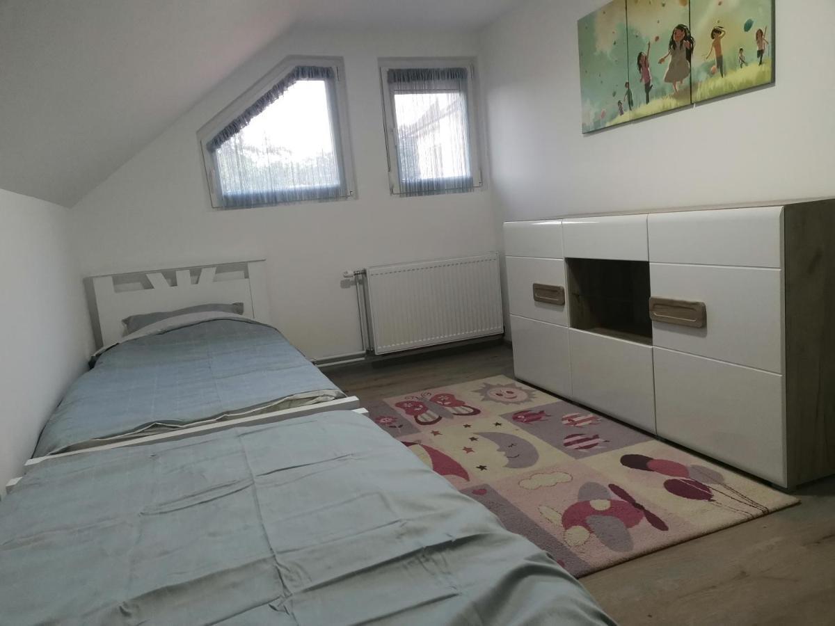 Ferienwohnung Stari Trsic Exterior foto